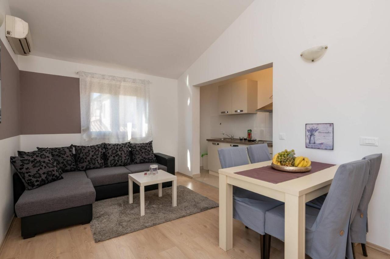 Apartmani Jana Пореч Екстер'єр фото