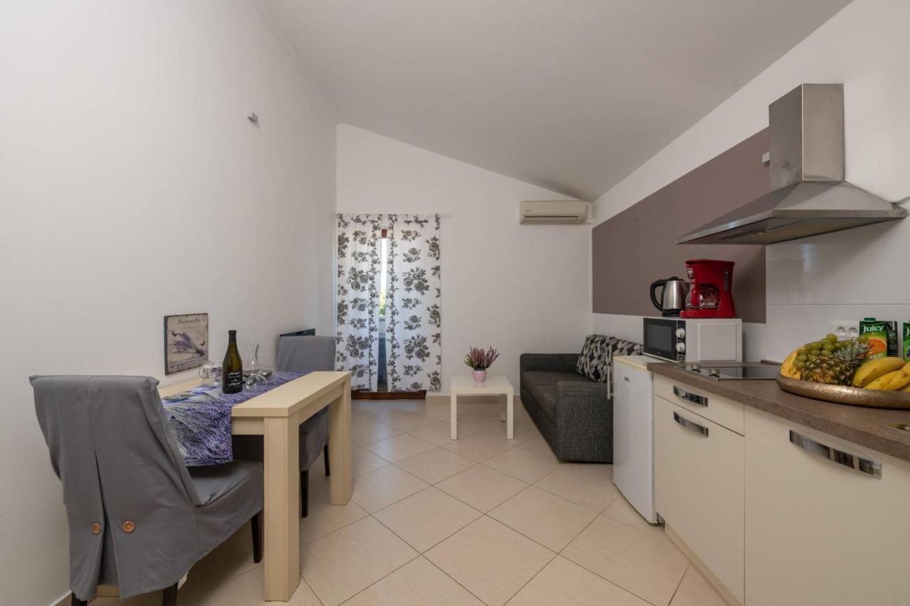Apartmani Jana Пореч Екстер'єр фото