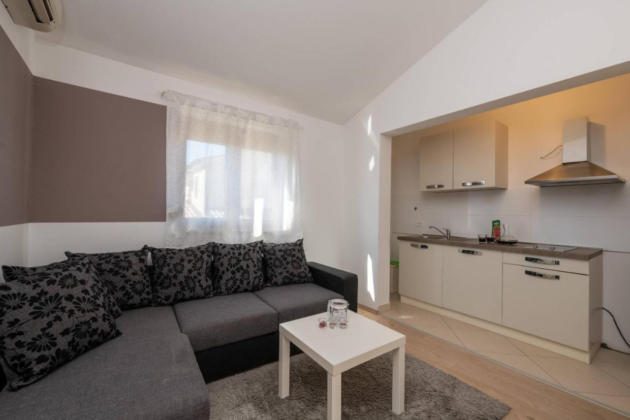 Apartmani Jana Пореч Екстер'єр фото